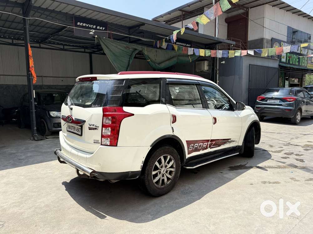 Mahindra Xuv500 2.2 W10 Sportz Edition At, 2017, Diesel