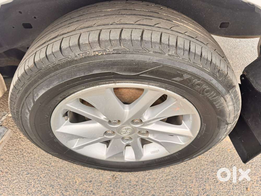 Toyota Innova Crysta [2020-ongoing] 2.4 Gx 7 Str, 2020, Diesel