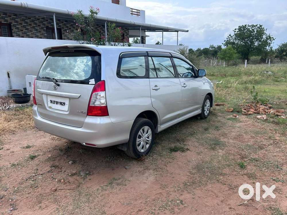 Toyota Innova 2012 Diesel Well Maintained