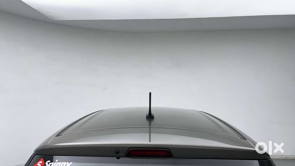 Maruti Suzuki Swift 1.3 Zxi, 2022, Petrol