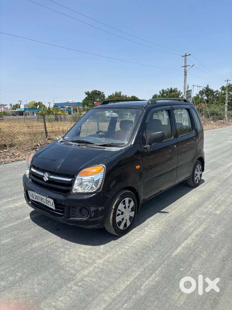 Female Doctor Car Tiptop Running Cng Entry On Rc Book