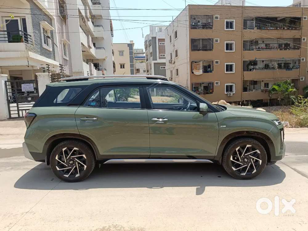 Hyundai Alcazar 2024 Petrol Well Maintained