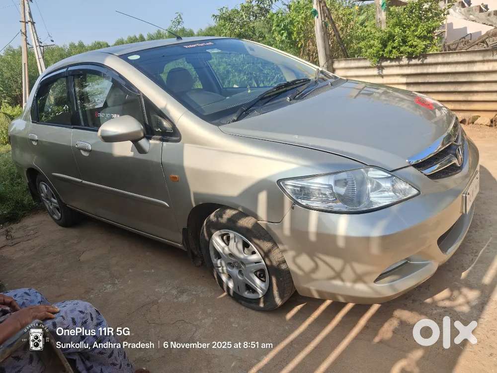Honda City Zx 2006 Petrol Well Maintained