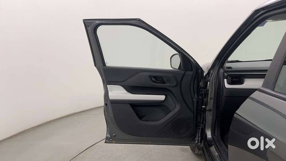 Tata Punch Pure, 2025, Petrol