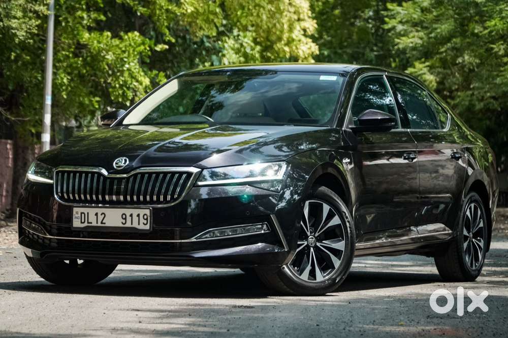 Skoda Superb 2.0 L&k Tsi At, 2023, Petrol