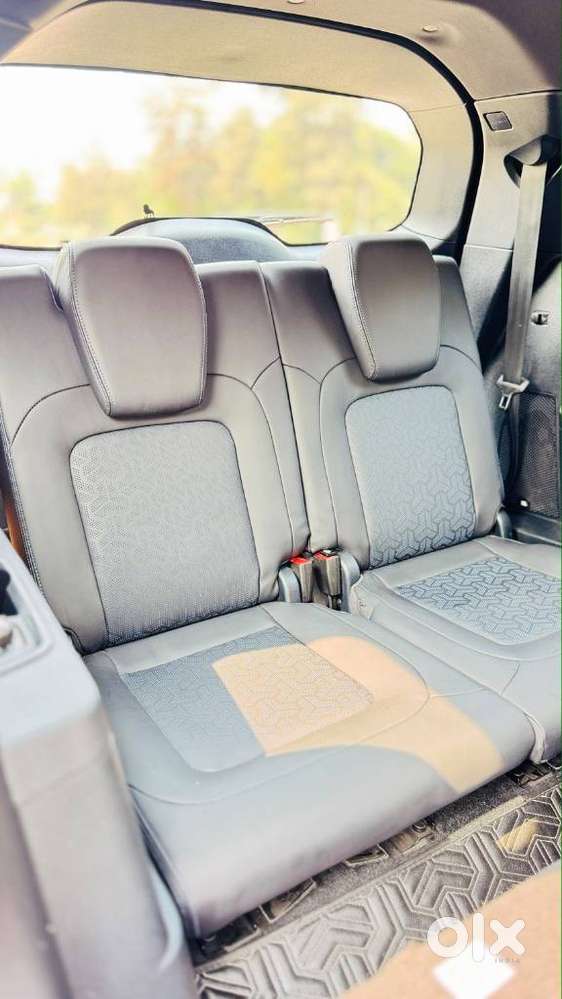 Tata Safari Adventure Plus Dark Edition, 2023, Diesel