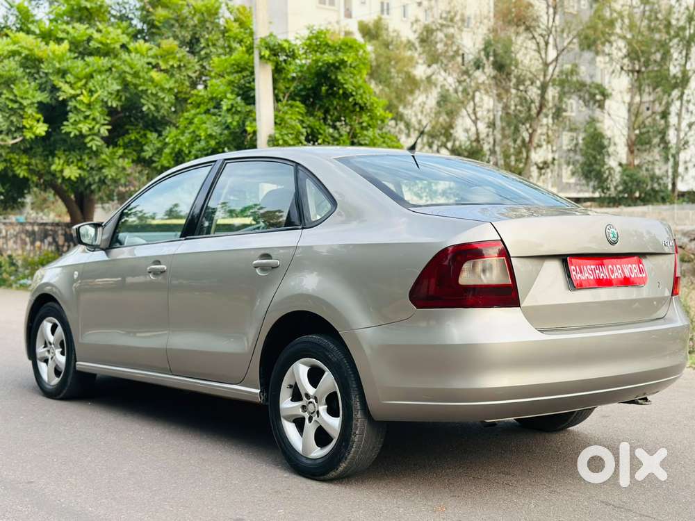Skoda Rapid 1.5 Elegance Tdi Mt, 2012, Diesel
