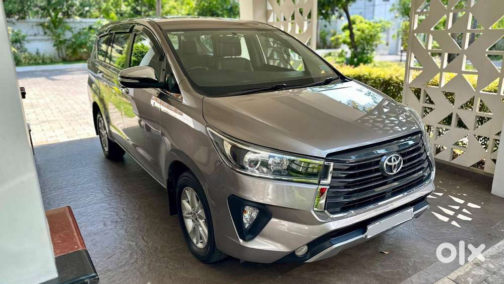 Toyota Innova Crysta 2.8z Automatic, 2017, Diesel