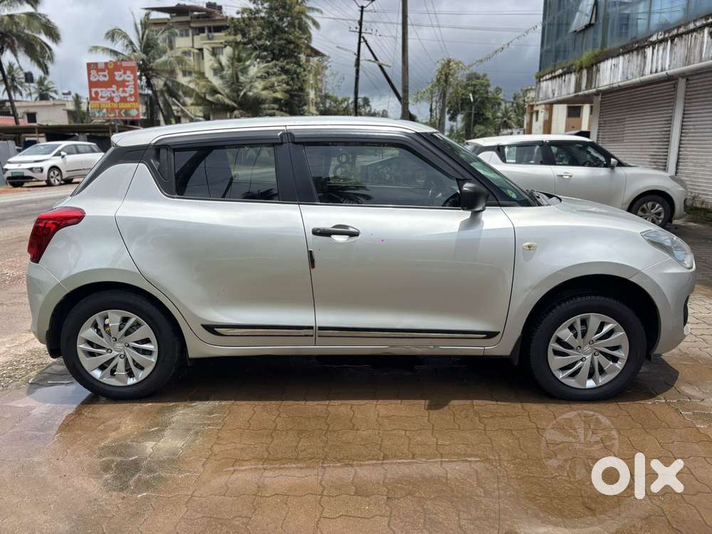 Maruti Suzuki Swift Vvt Lxi, 2021, Petrol