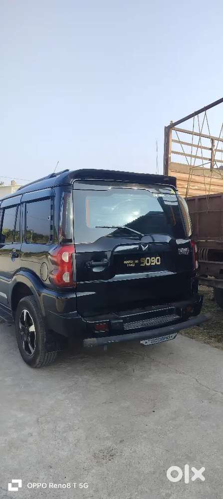 Mahindra Scorpio Classic 2015 Diesel 80000 Km Driven