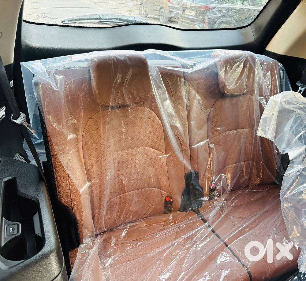 Mg Hector Plus Savvy Pro 1.5 Turbo Petrol Cvt 7 Str, 2024, Petrol