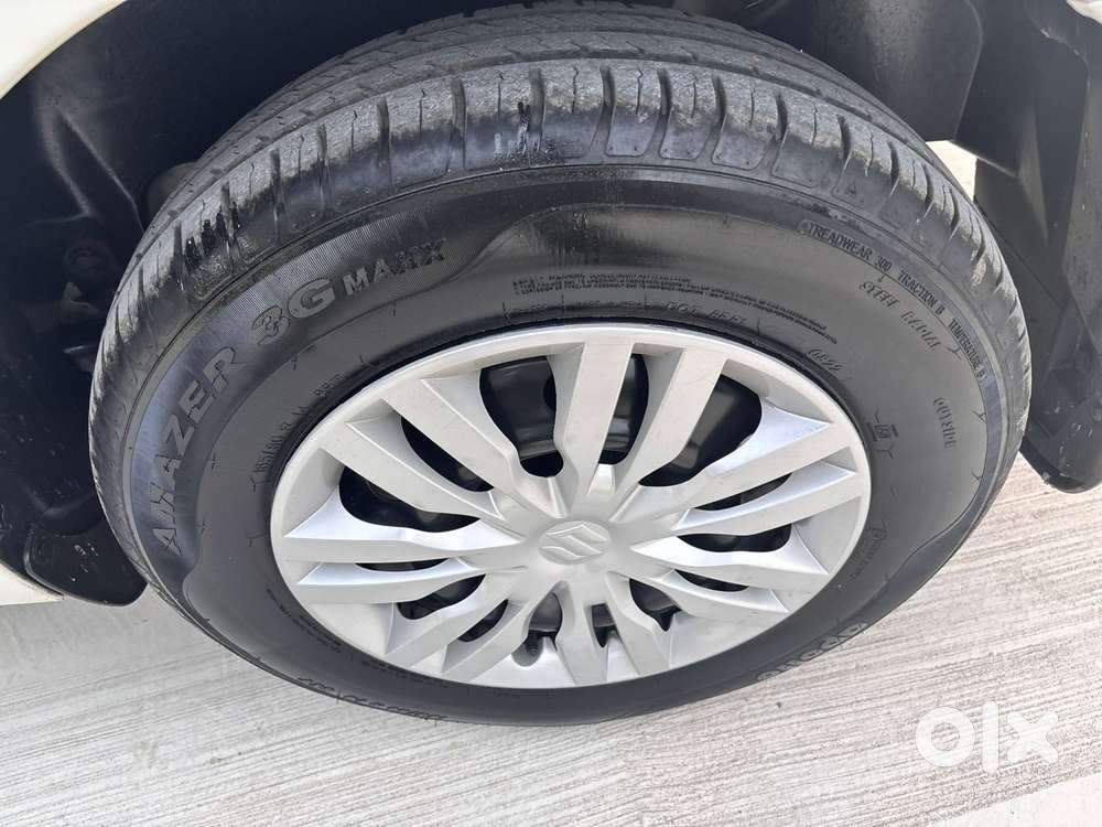 Maruti Suzuki Swift Dzire Vxi Optional, 2022, Petrol