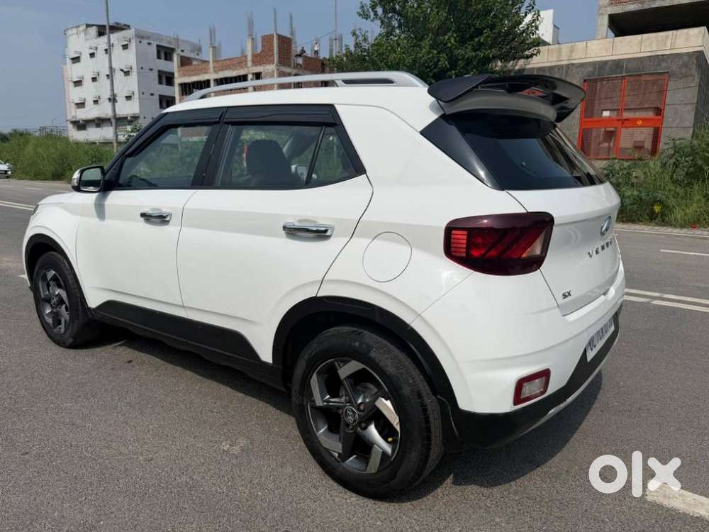 Hyundai Venue 1.0 Sx (o) Turbo Dct, 2019, Petrol