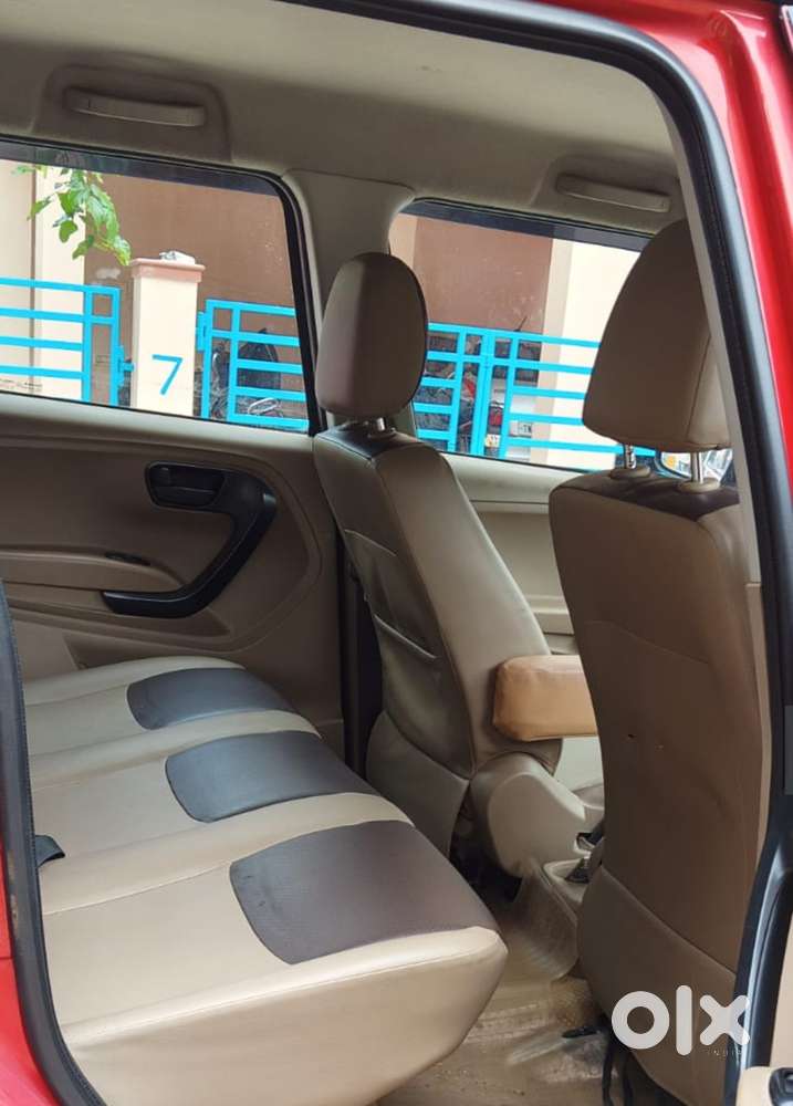 Mahindra Tuv 300 T6, 2017, Diesel