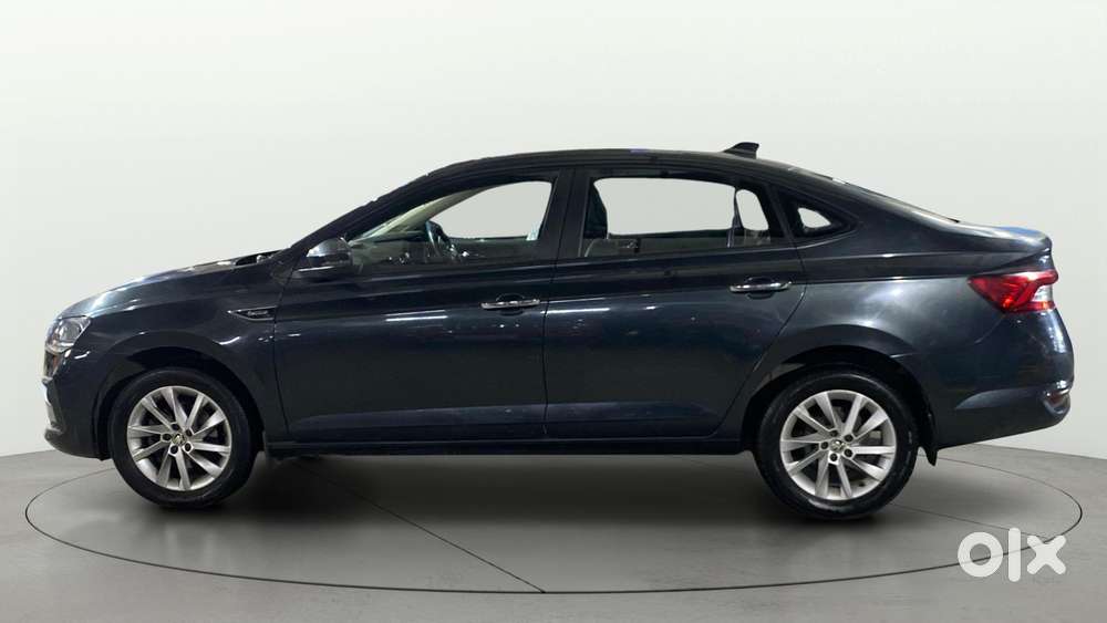 Skoda Slavia 1.0 Ambition Tsi At, 2022, Petrol