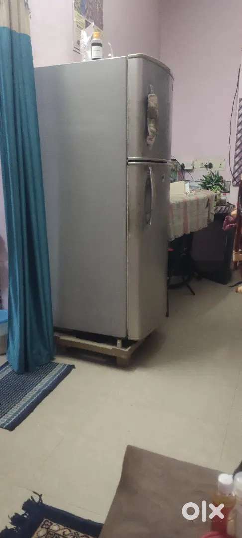 Double door fridge
