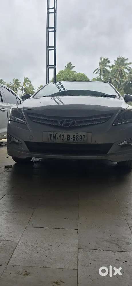 Hyundai Fluidic Verna 2015 Petrol 88000 Km Driven