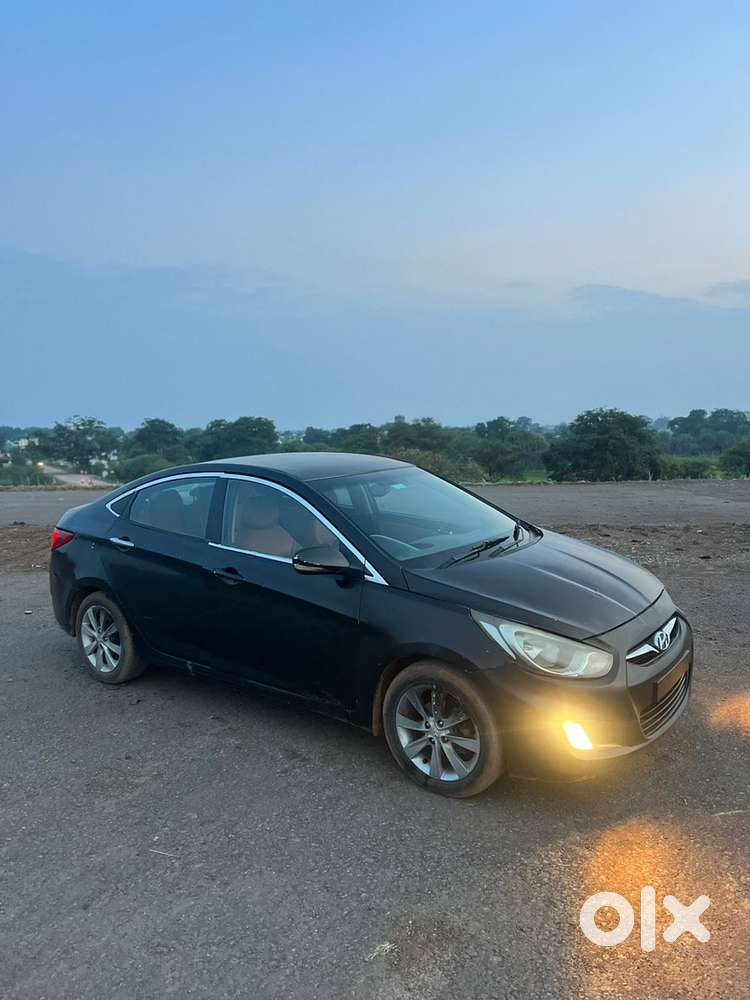 Hyundai Fluidic Verna 2013