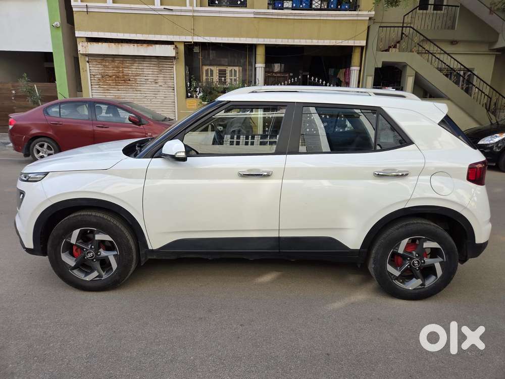 Hyundai Venue Sx Plus Turbo Dct, 2020, Petrol
