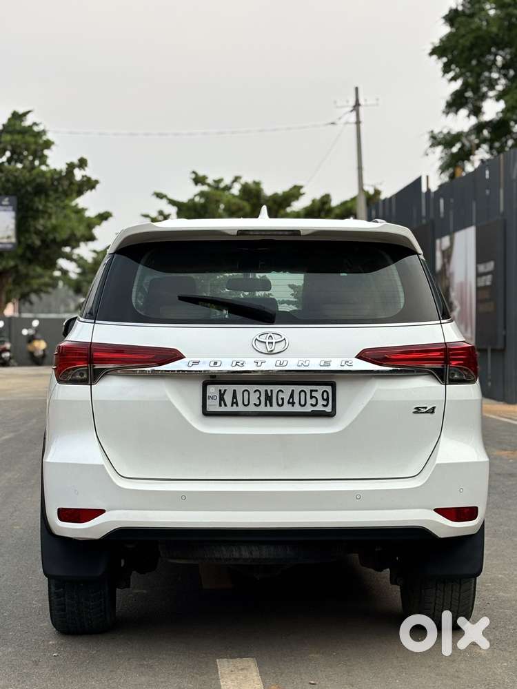 Toyota Fortuner 4x4 Mt 2.8 Diesel, 2020, Diesel