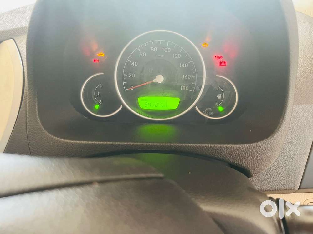 Hyundai Eon Magna +, 2012, Petrol