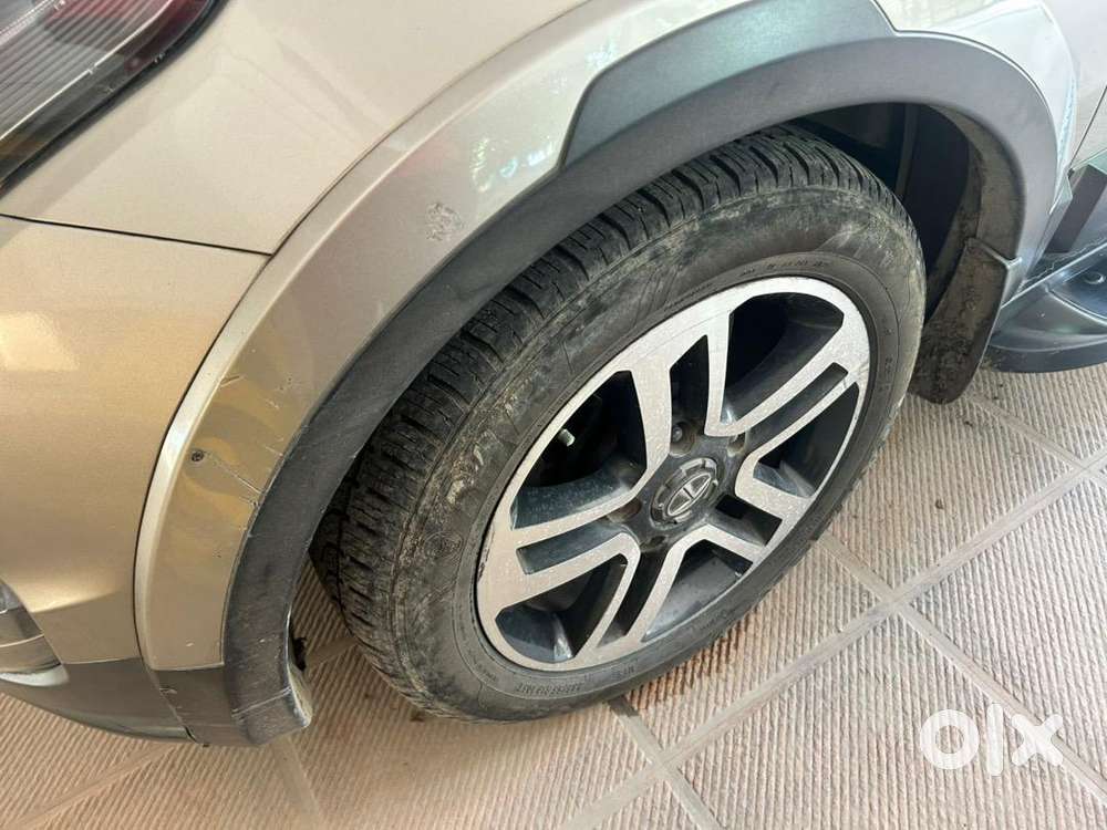 Tata Hexa 2017 Diesel Well Maintained