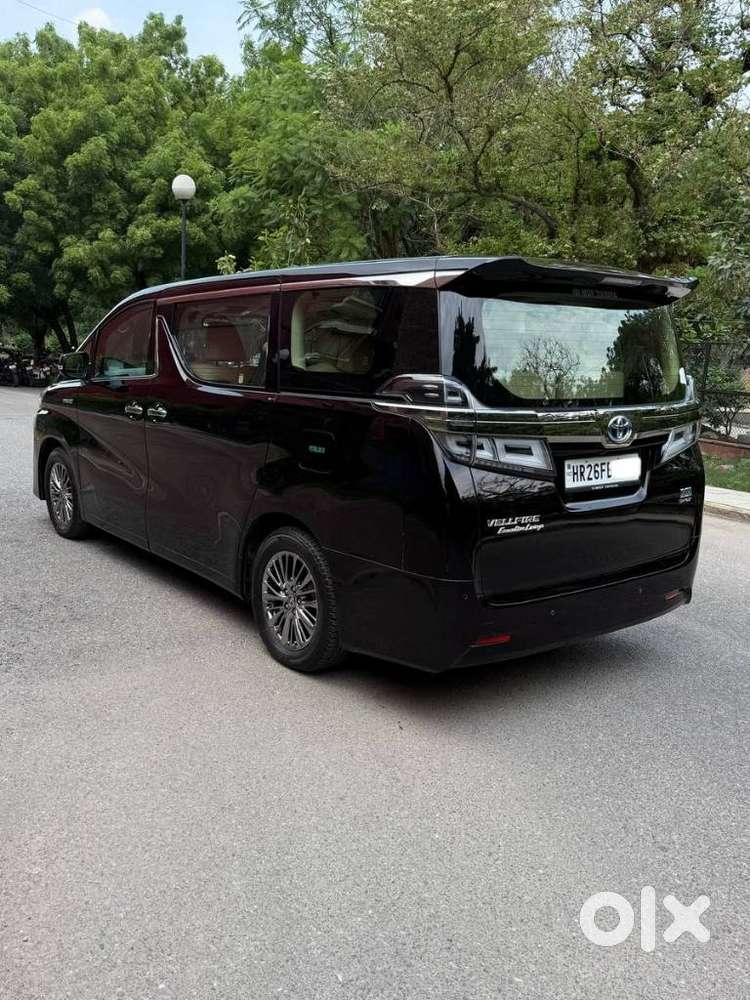 Toyota Vellfire Vip – Executive Lounge, 2023, Petrol