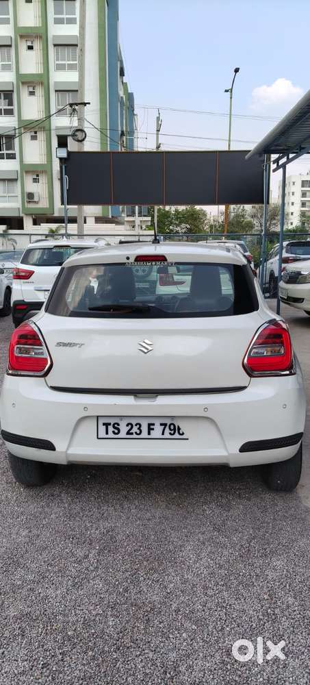Maruti Suzuki Swift 1.3 Zxi, 2022, Petrol