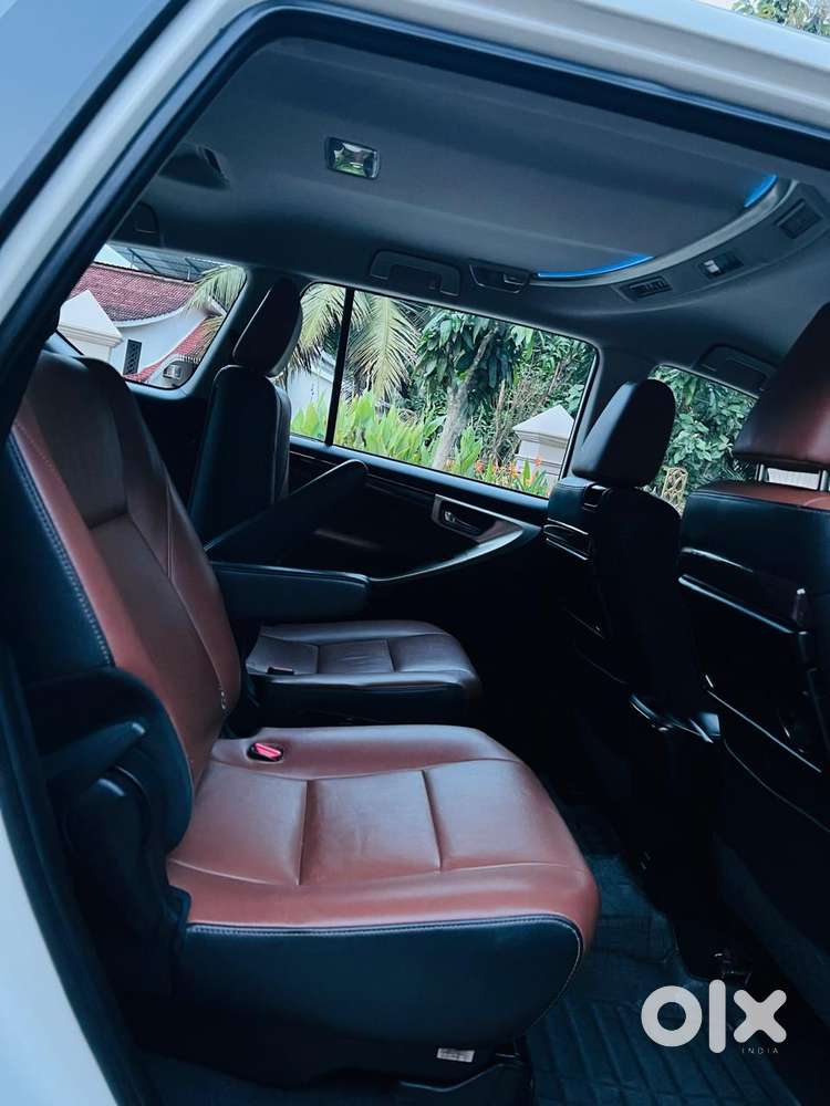 Toyota Innova Crysta 2.8z Automatic, 2019, Diesel