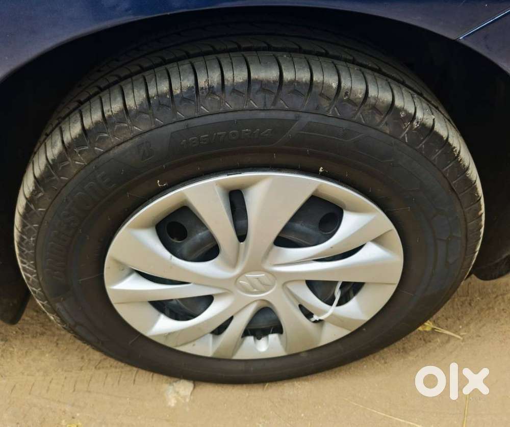 Maruti Suzuki Swift Dzire 1.2 Vxi Bsiv, 2017, Petrol