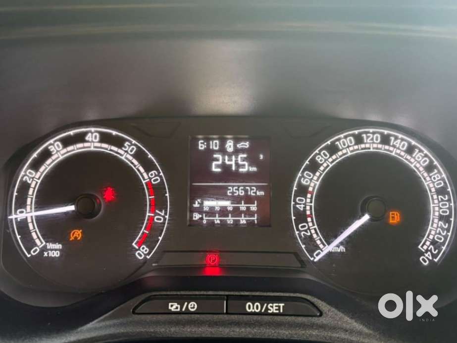 Skoda Slavia 1.0 Active Tsi, 2022, Petrol