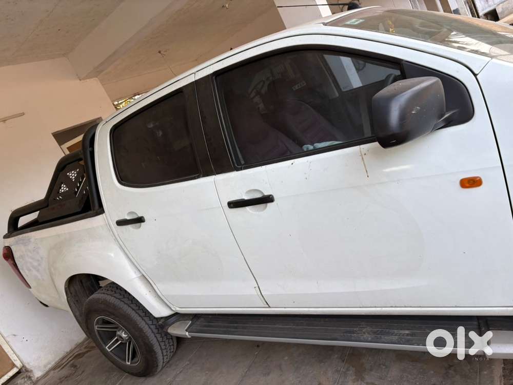 Isuzu D-max 2023 Diesel Well Maintained