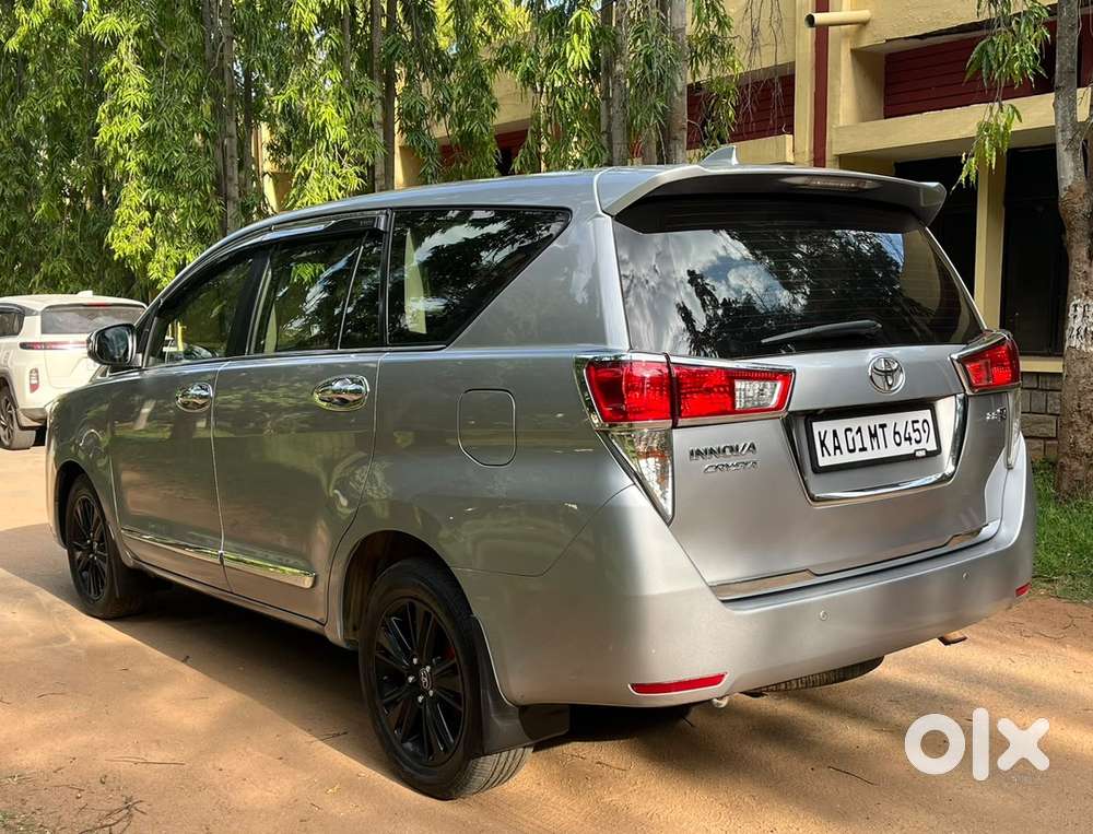 Toyota Innova Crysta 2019
