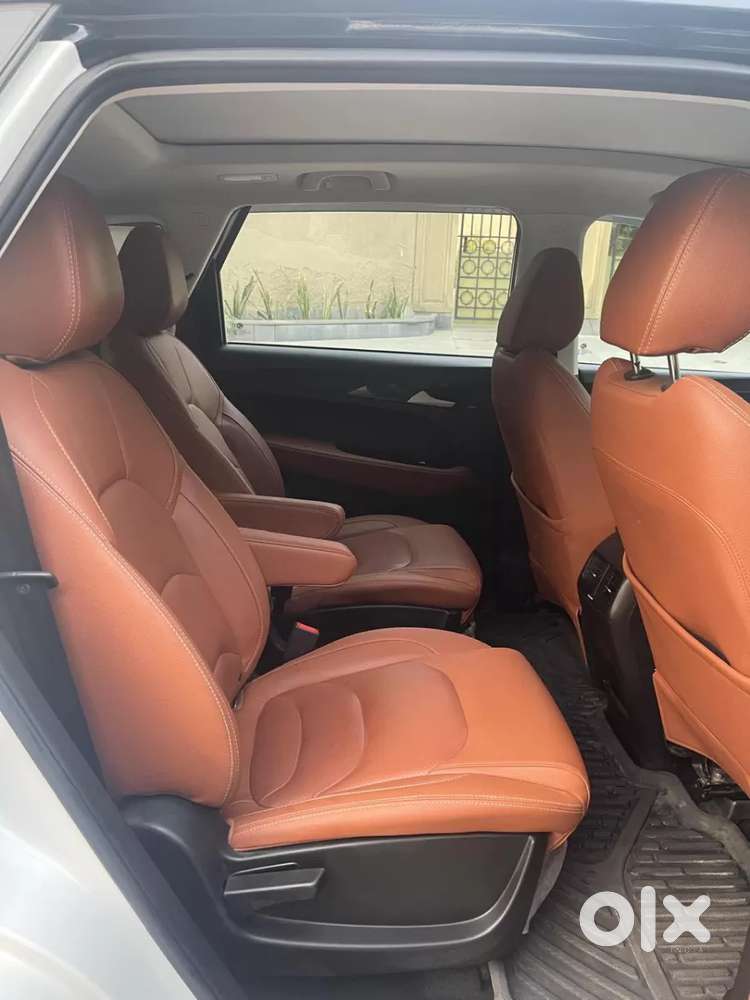 Mg Hector Plus Sharp Pro 2.0 Turbo Diesel 6 Str Dual Tone, 2022, Die..