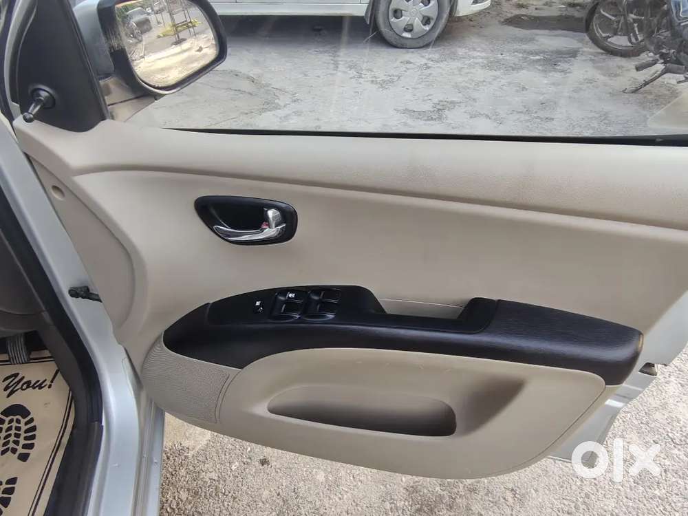 Hyundai I10 Sportz 2014 Car