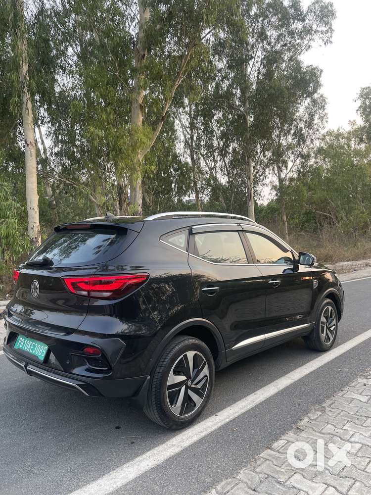 Mg Zs Ev Exclusive Iconic Ivory, 2025, Electric