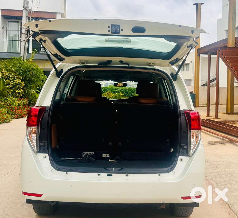 Toyota Innova Crysta [ ] 2.4 Zx At 7 Str, 2022, Diesel