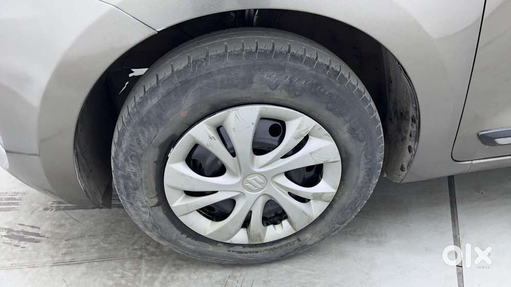 Maruti Suzuki Swift Amt Vvt Vxi, 2020, Petrol