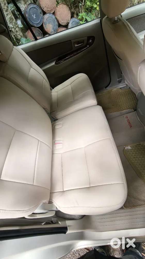Toyota Innova 2014 Diesel Well Maintained