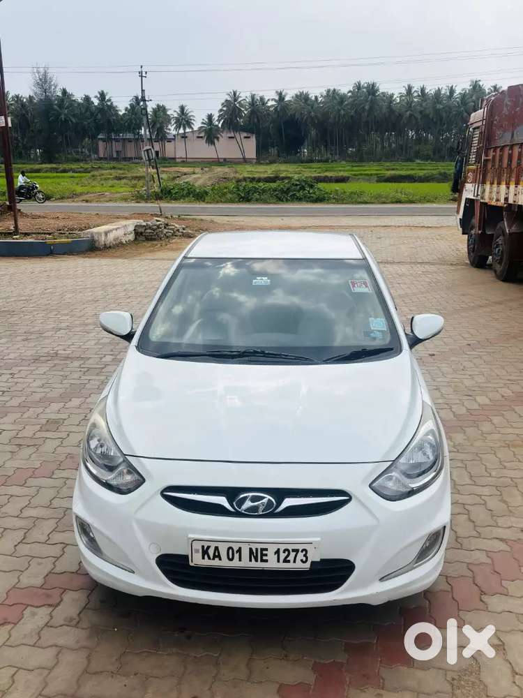 Hyundai Verna Fluidic Petrol Manual 2012