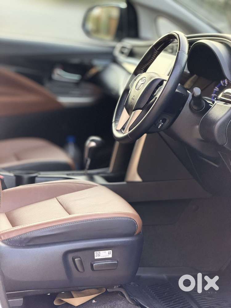 Toyota Innova Crysta [2020-ongoing] 2.4 Zx At 7 Str, 2022, Diesel