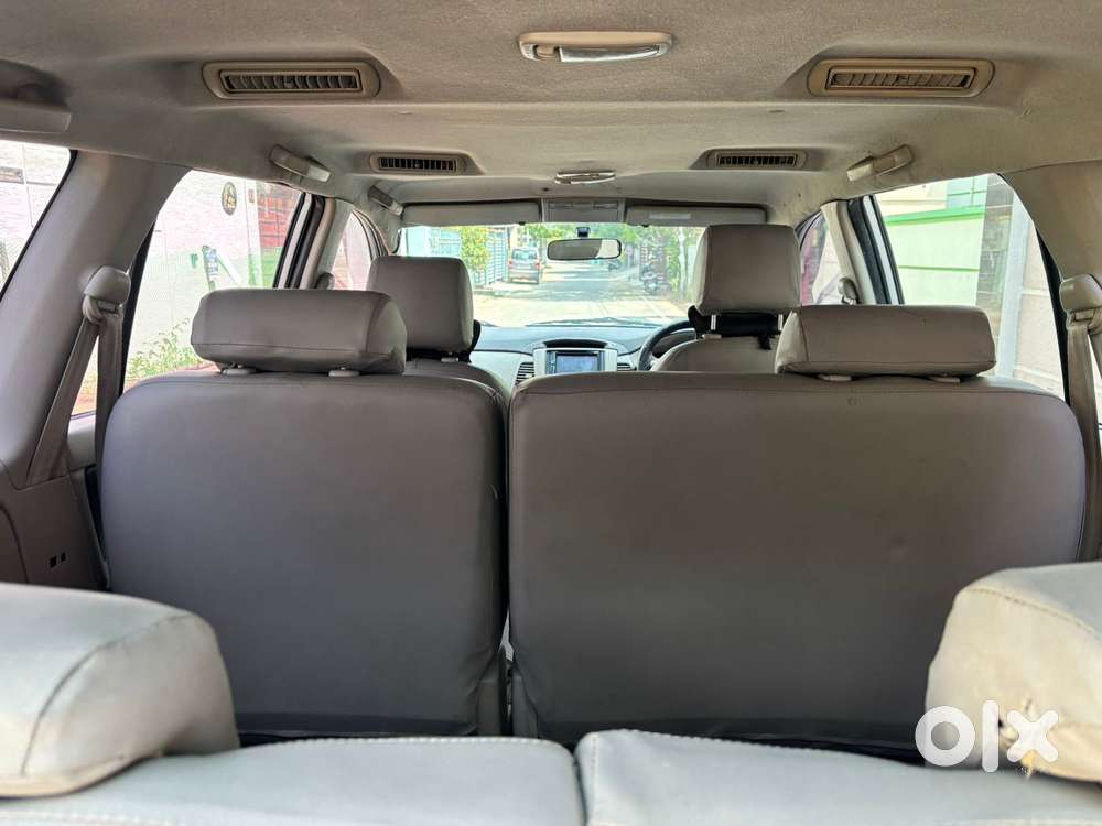 Toyota Innova 2012-2013 Aero Gx Diesel 8 Seater, 2013, Diesel