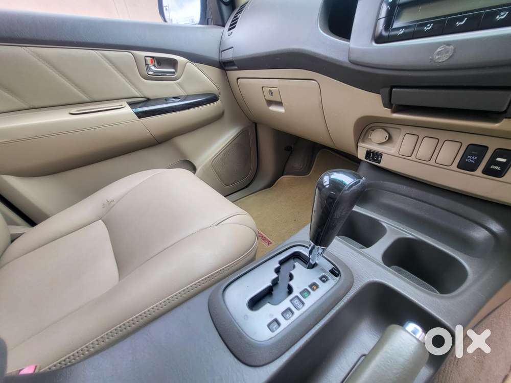 Toyota Fortuner 3.0 4x2 Automatic, 2012, Diesel