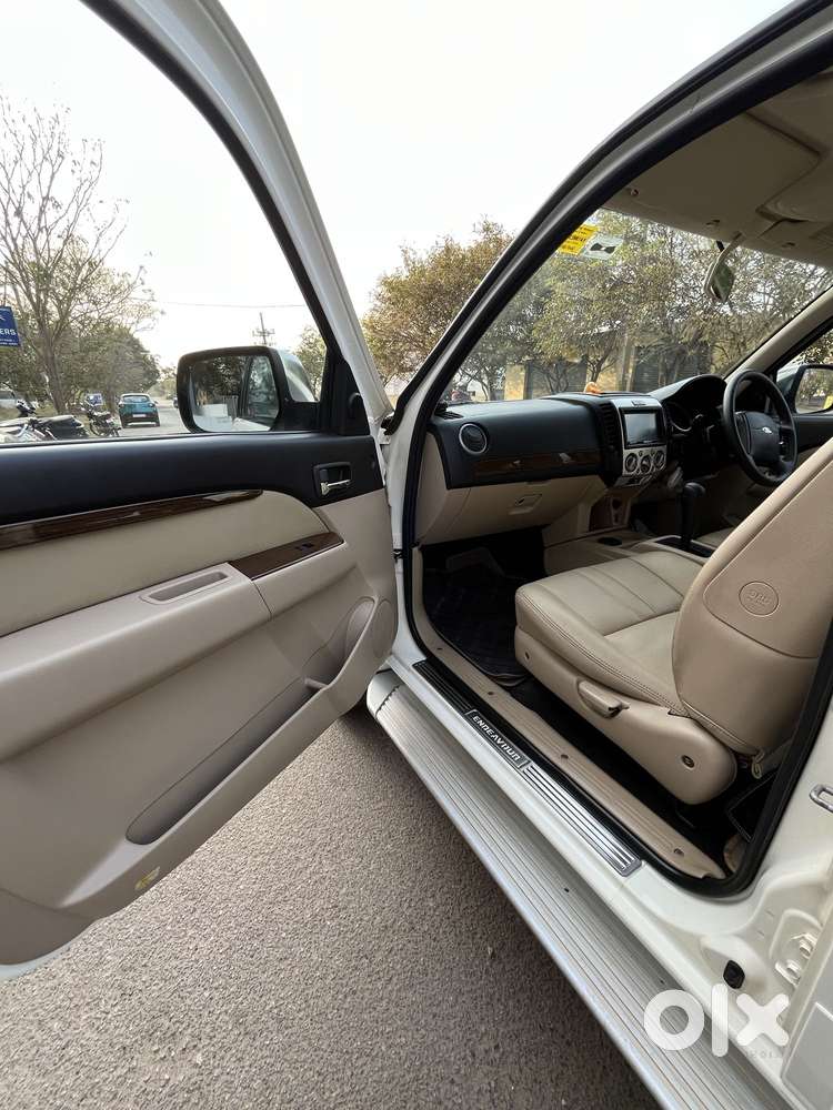 Ford Endeavour 3.2 Titanium At 4x4, 2014, Diesel