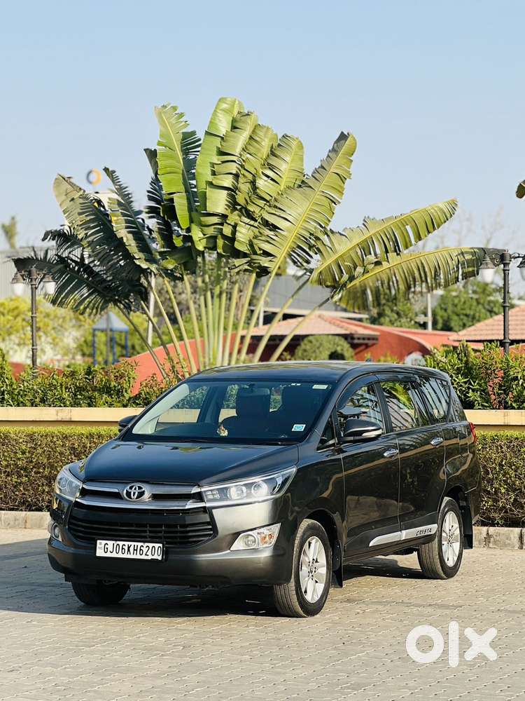 Toyota Innova Crysta 2.4 Vx Mt 8s, 2016, Diesel