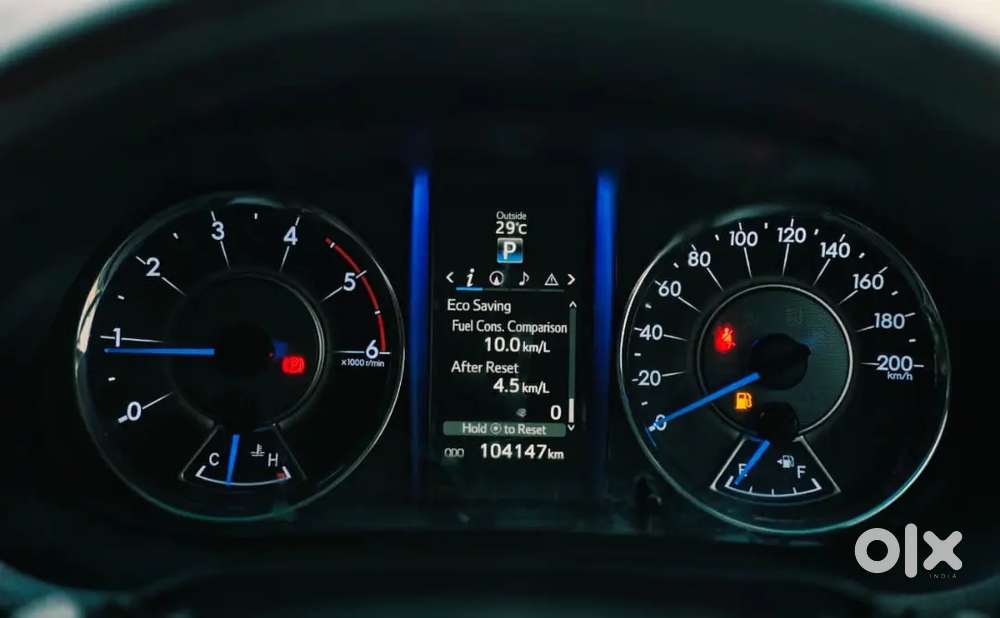 Toyota Fortuner 4x2 Auto Diesel 1st Owner Company Record