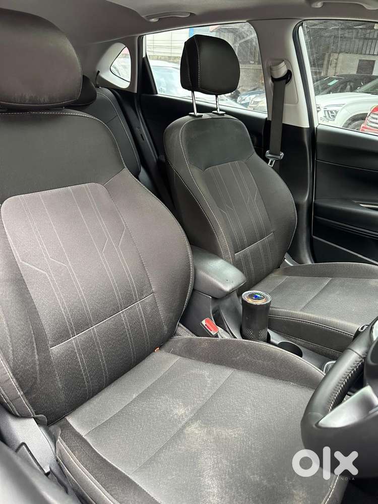 Hyundai New I20 1.2 Asta (o) Mt, 2023, Petrol