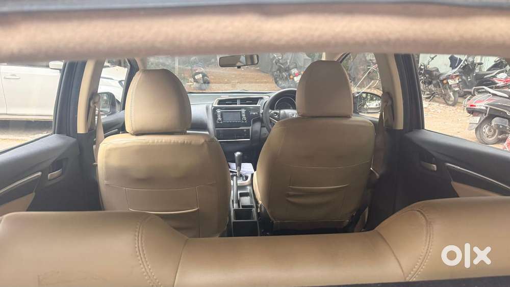 Honda Jazz V Automatic, 2016, Petrol