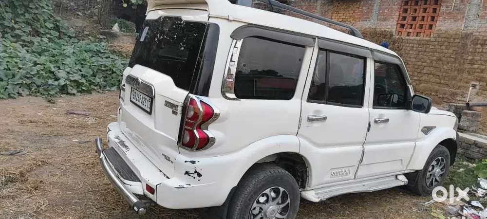 Mahindra Scorpio 2018 Diesel Manual Year