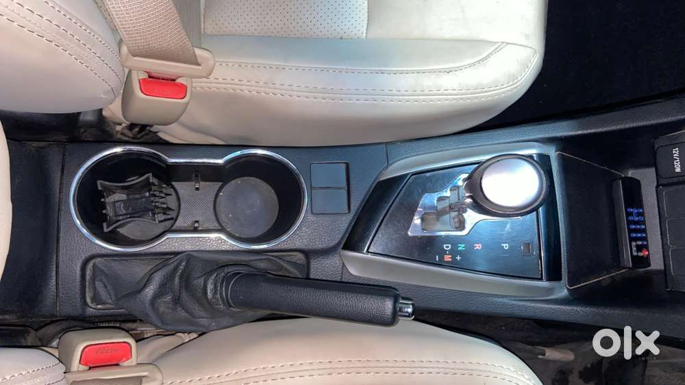 Toyota Corolla Altis 2013-2017 Vl At, 2015, Petrol